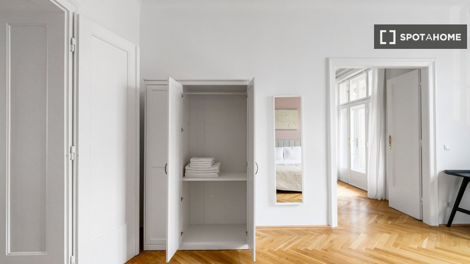 Apartment Vienna, 4 beds, 99m² — photo 13