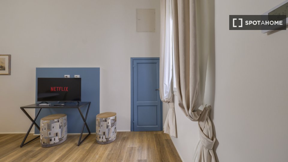 Apartment Florence, 2 beds, 87m² — photo 12