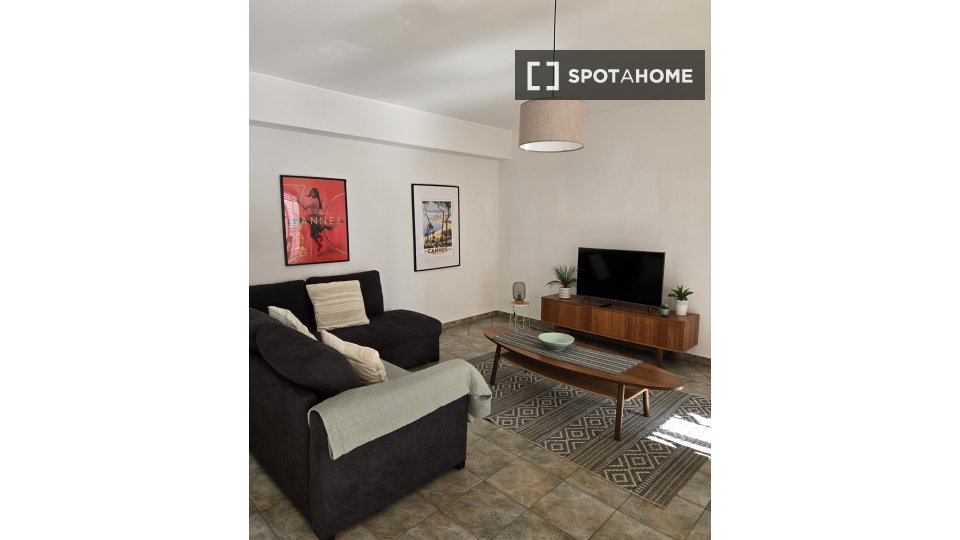 Double room Lisbon, 2 beds, 85m² — photo 6