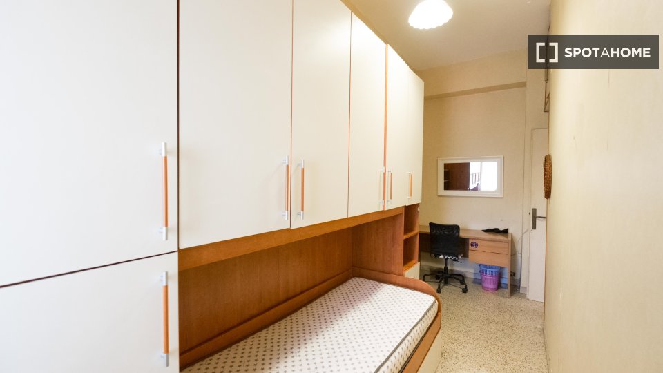 Double room Rome, 5 beds, 160m² — photo 22