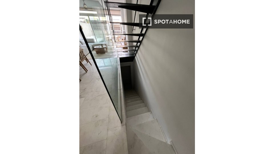 Apartment Alicante, 3 beds — photo 8