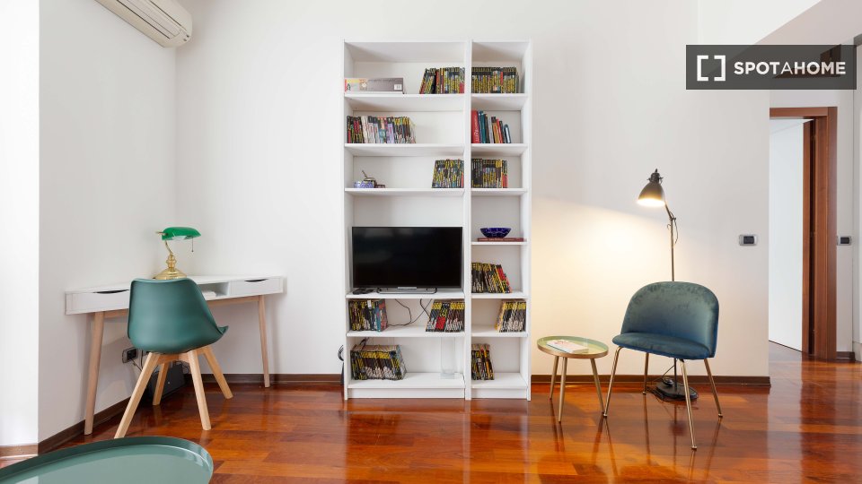Apartment Milan, 1 bed, 65m² — photo 1