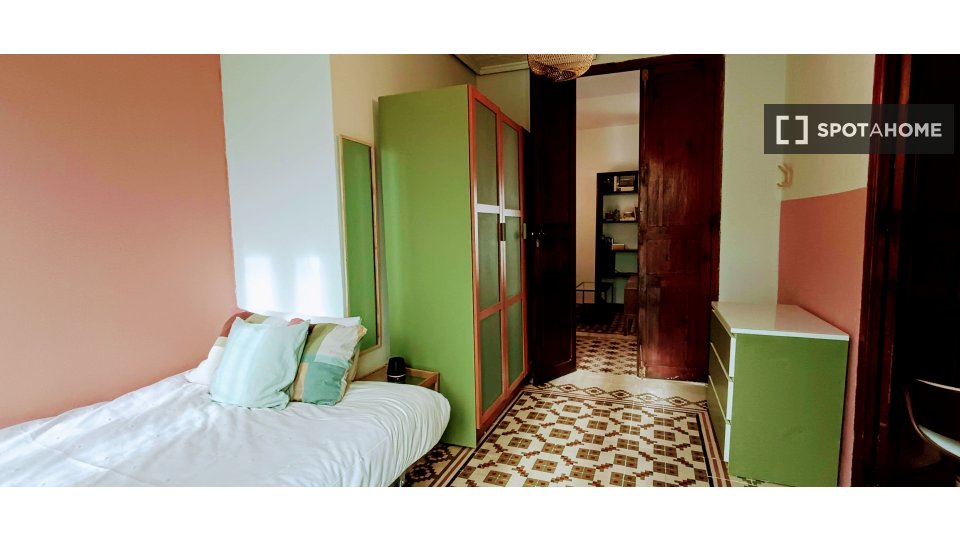 Chambre double Valence, 3 chambres, 85m² — photo 7