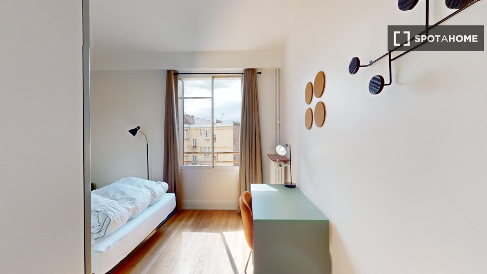Double room Paris, 12 beds — photo 12