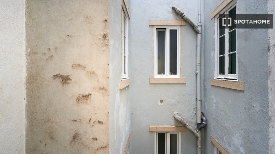 Double room Lisbon, 8 beds — photo 38