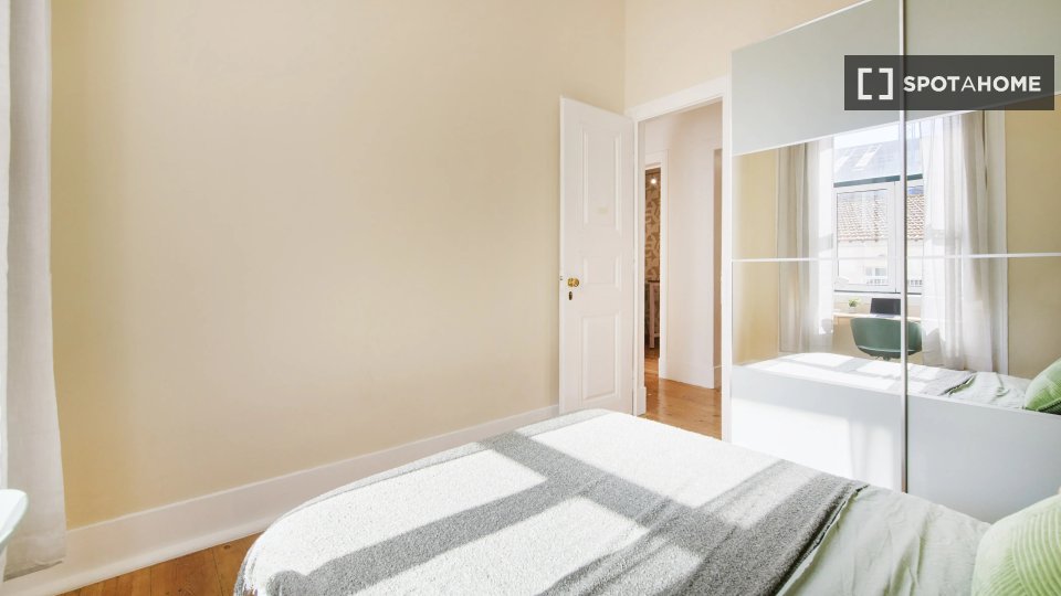 Double room Lisbon, 8 beds — photo 3