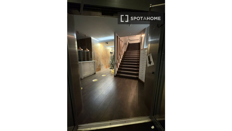 Double room London, 4 beds — photo 6
