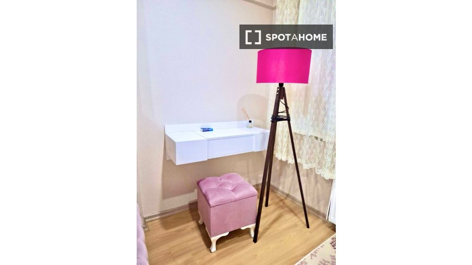 Double room Istanbul, 1 bed, 12m² — photo 2