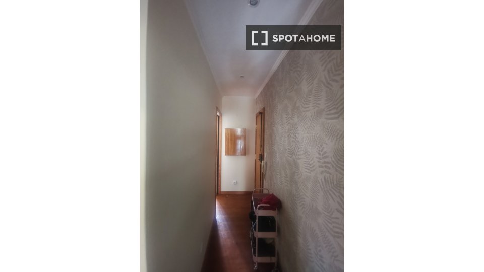 Double room Lisbon, 1 bed — photo 2