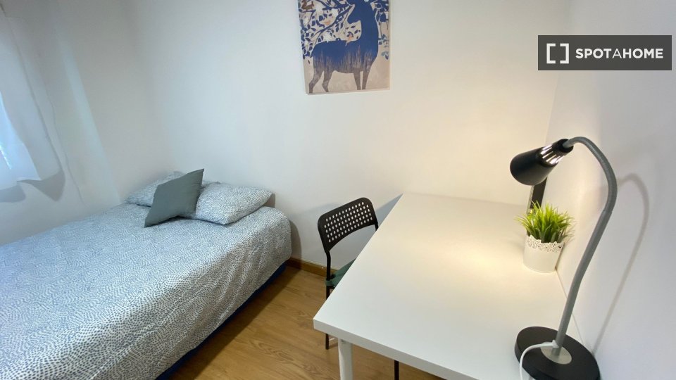 Chambre double Madrid, 4 chambres — photo 6
