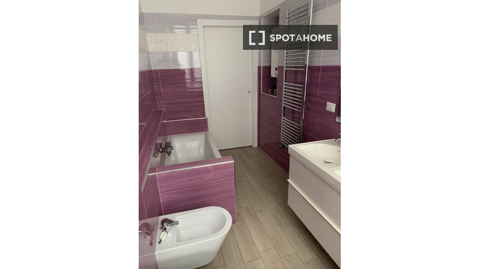 Double room Milan, 3 beds, 100m² — photo 12