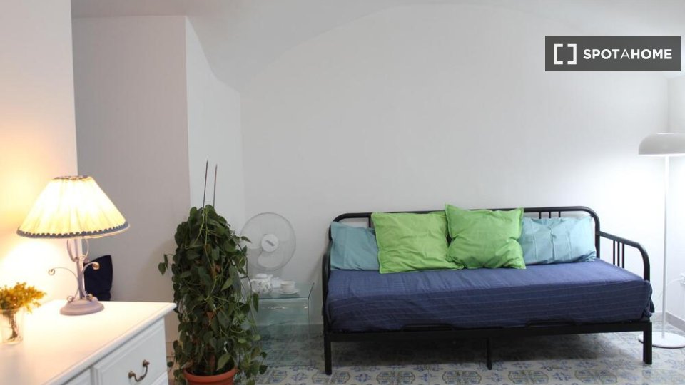 Apartment Naples, 1 bed — photo 1