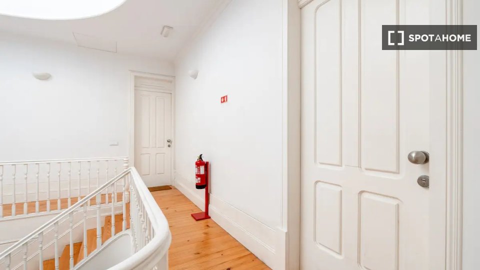 Apartment Porto, 1 bed, 36m² — photo 5