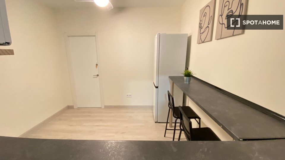 Double room Madrid, 4 beds — photo 36