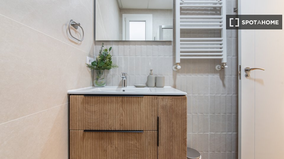 Apartment Madrid, 3 beds, 100m² — photo 13