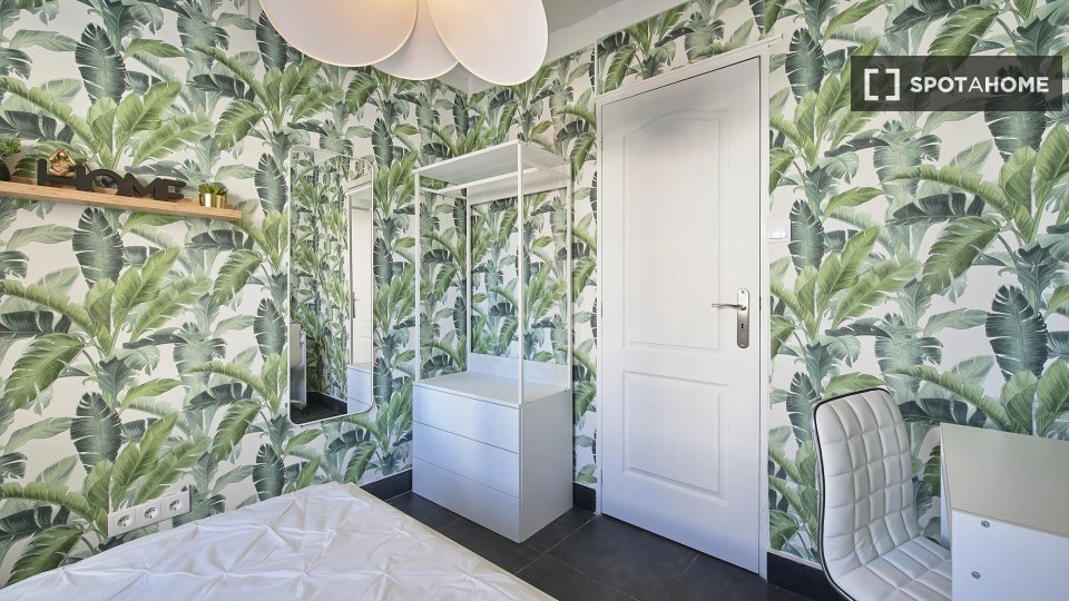 Double room Lisbon, 13 beds — photo 4