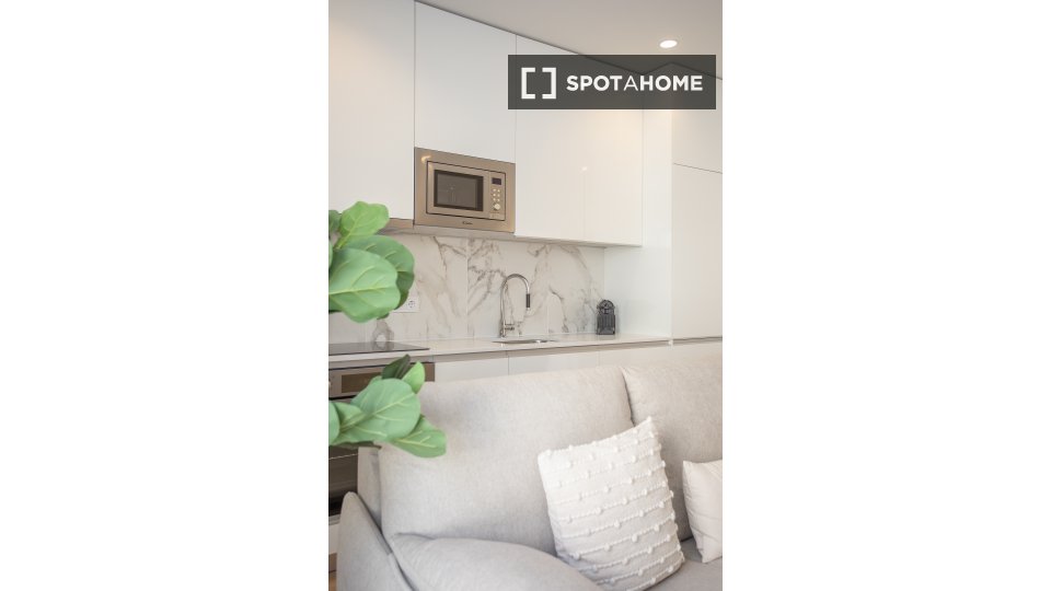 Apartment Porto, 1 bed, 46m² — photo 18