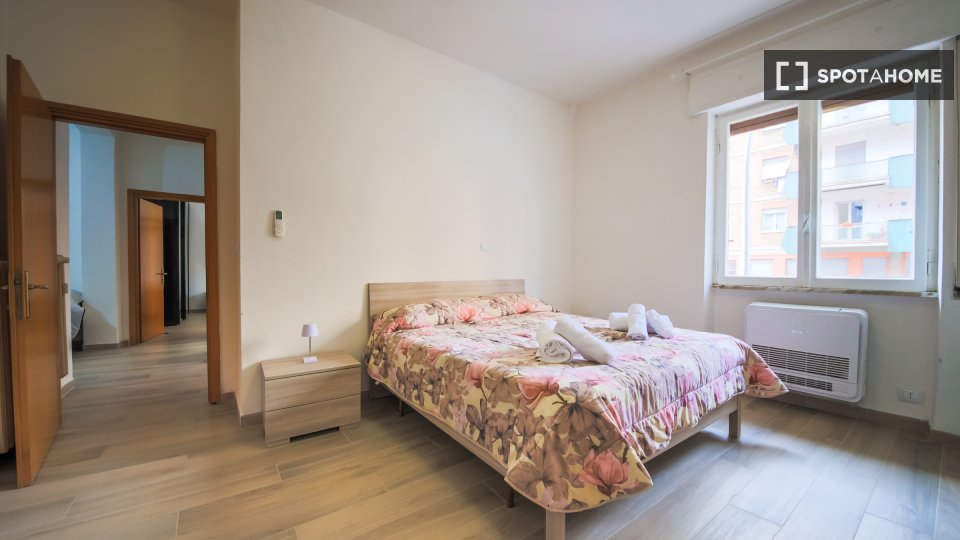 Double room Rome, 2 beds, 70m² — photo 3