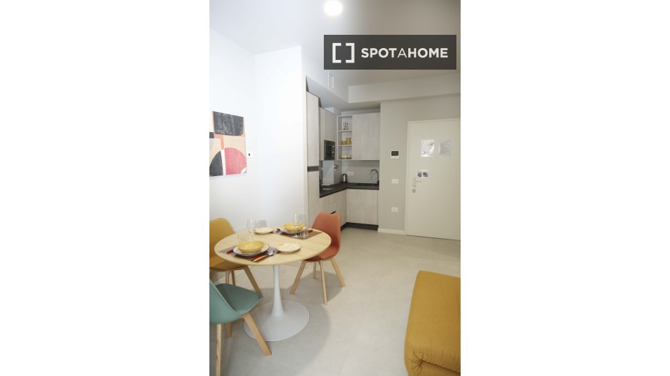 Apartment Milan, 1 bed, 40m² — photo 3