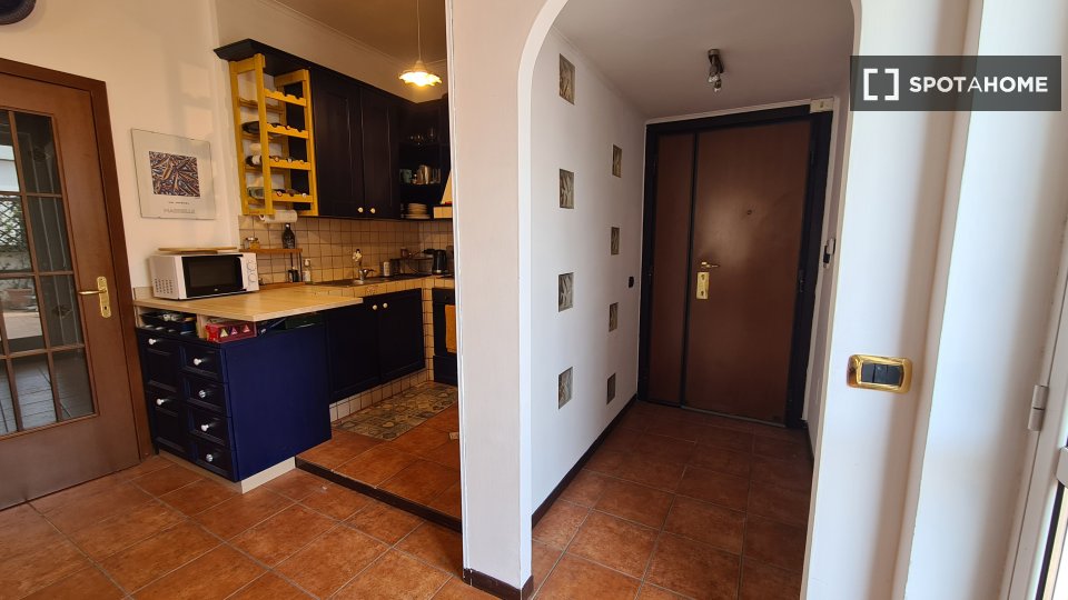Apartment Rome, 1 bed, 79m² — photo 15