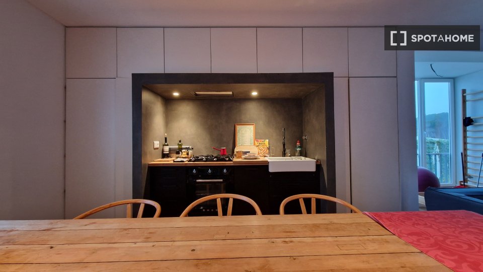 Apartment Lisbon, 2 beds, 100m² — photo 3