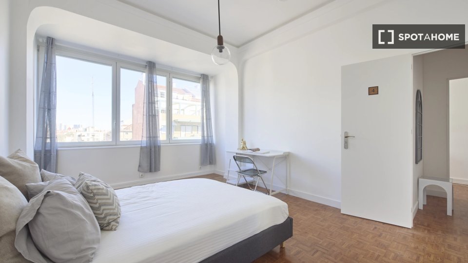 Double room Lisbon, 7 beds — photo 8