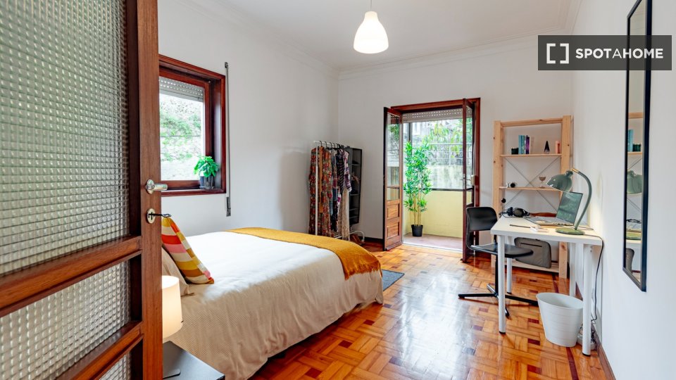 Double room Porto, 4 beds, 160m² — photo 5