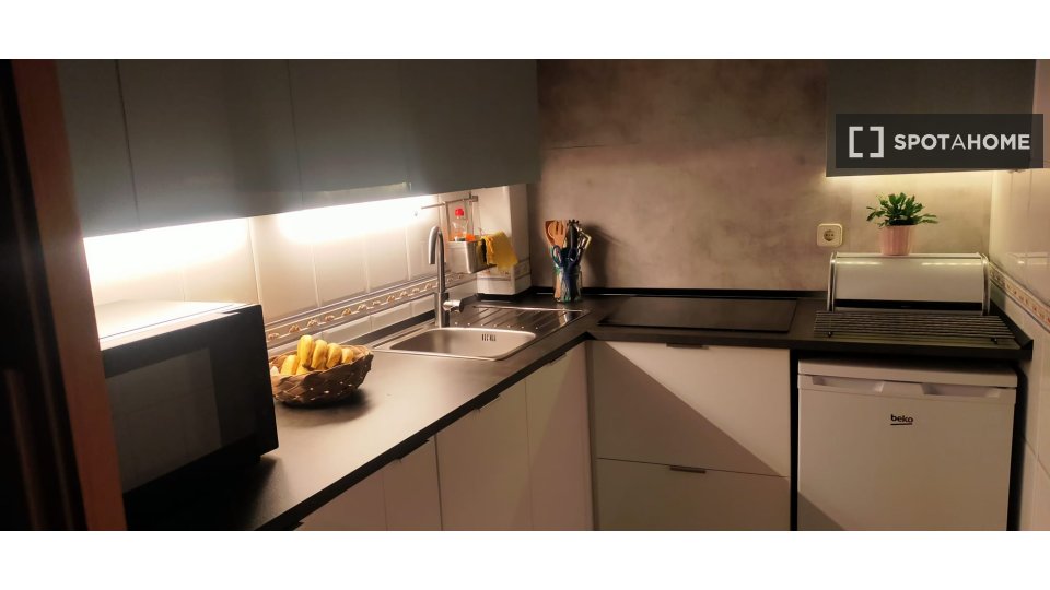 Apartment Madrid, 2 beds, 63m² — photo 8