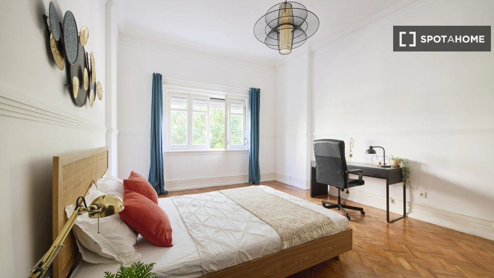 Double room Lisbon, 10 beds — photo 12