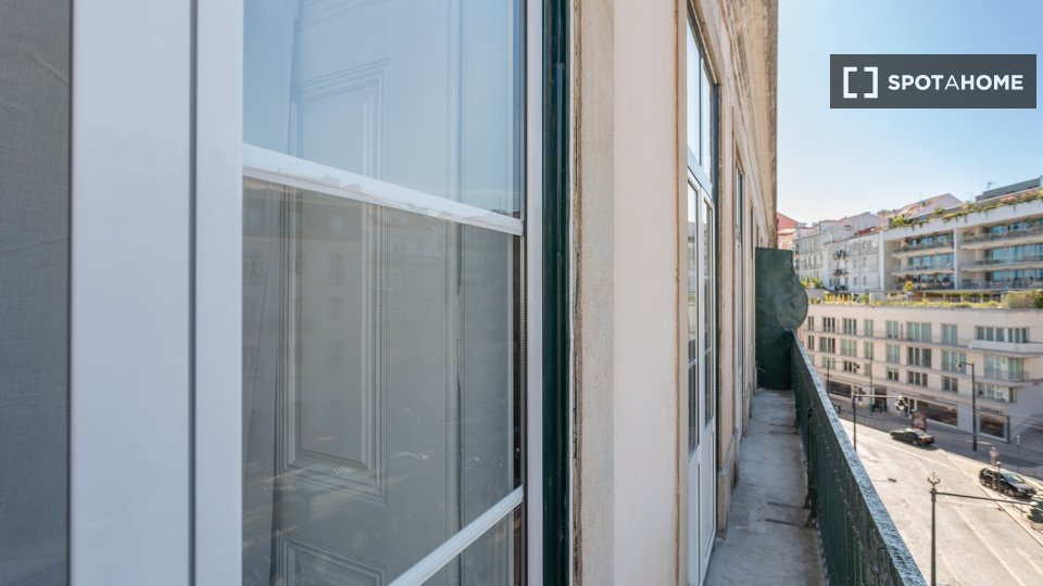 Double room Lisbon, 9 beds — photo 52