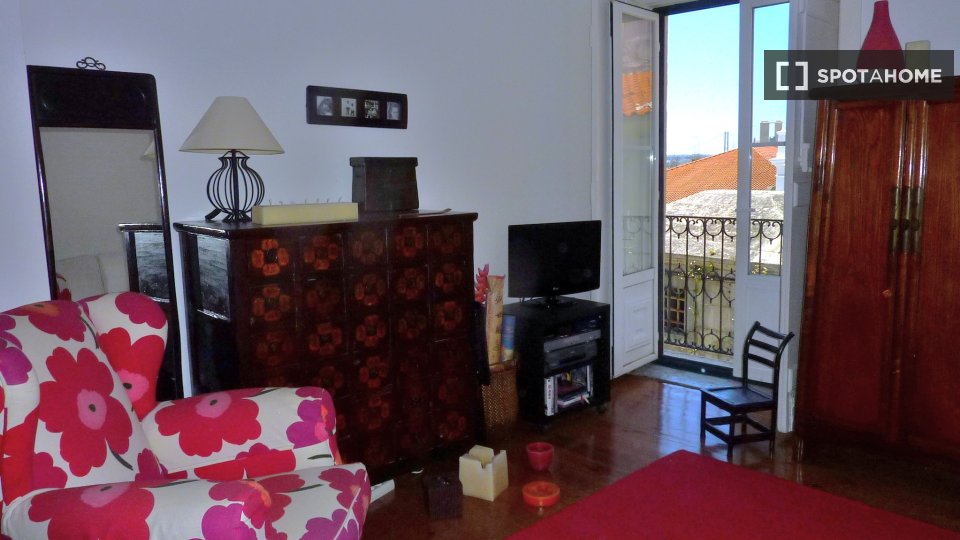 Apartment mono Lisbon, 60m² — photo 10