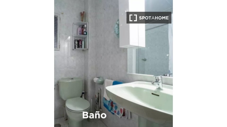 Double room Madrid, 3 beds — photo 5