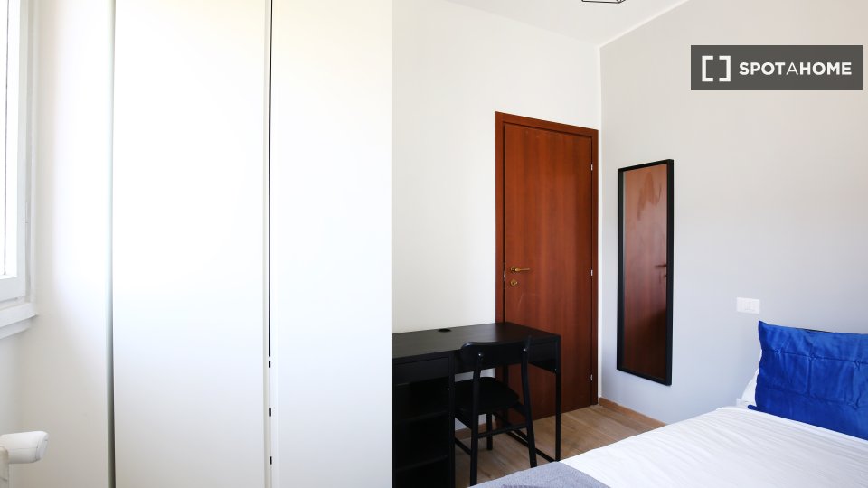 Double room Milan, 6 beds, 166m² — photo 16