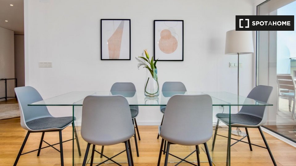 Apartment Lisbon, 2 beds, 130m² — photo 4