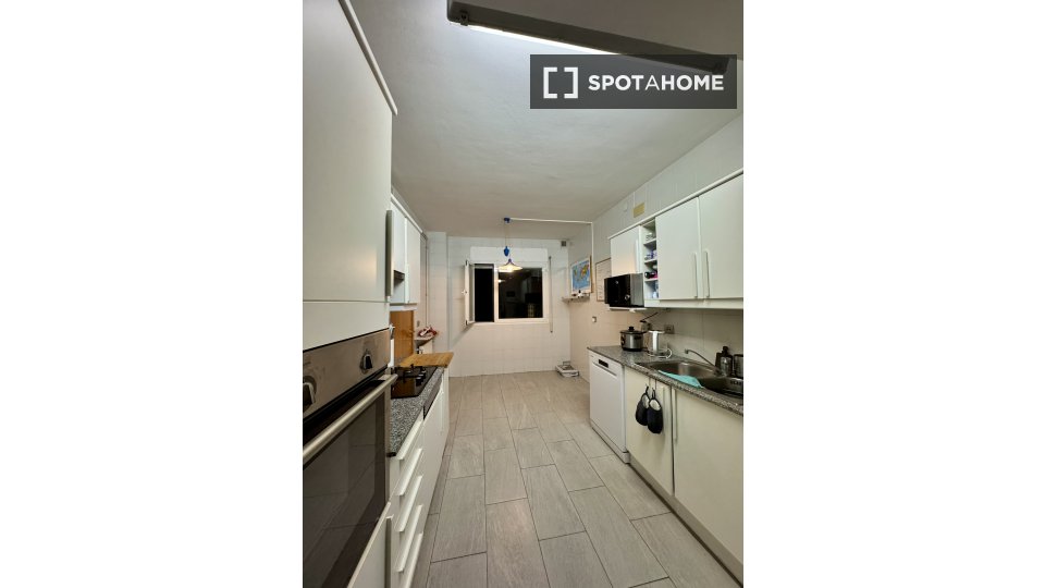 Double room Barcelona, 4 beds, 120m² — photo 10