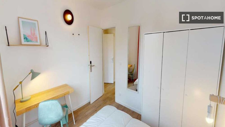 Double room Paris, 11 beds, 190m² — photo 22