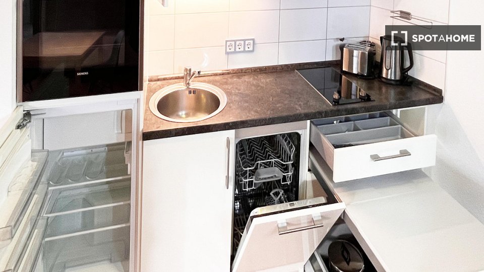 Apartment Berlin, 1 bed, 52m² — photo 10