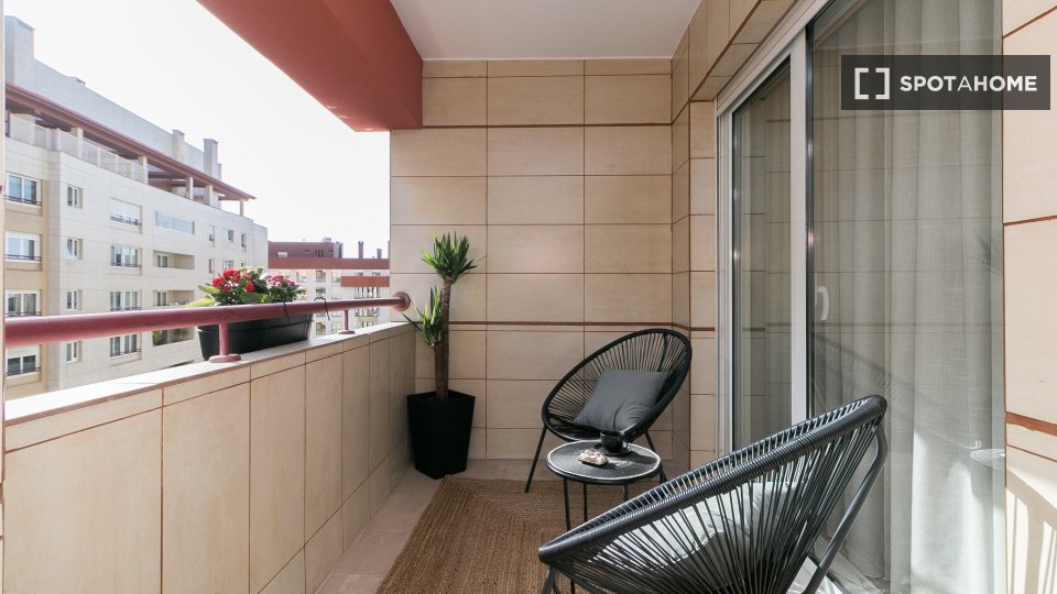 Apartment Lisbon, 2 beds, 100m² — photo 19
