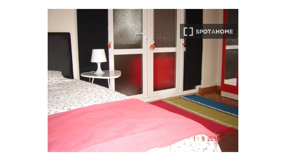 Double room Istanbul, 3 beds — photo 1