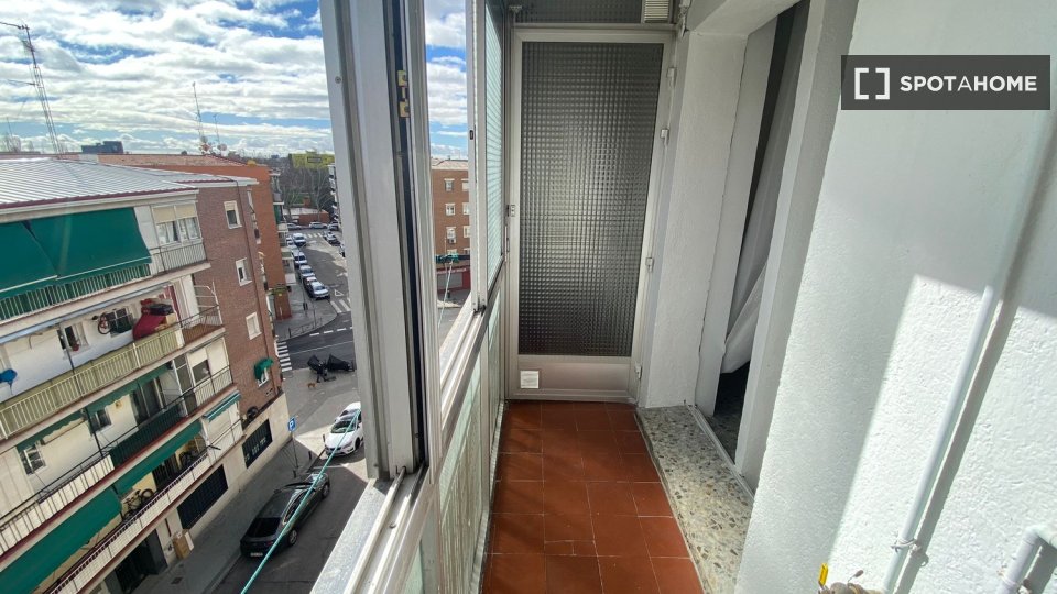 Chambre double Madrid, 5 chambres — photo 9