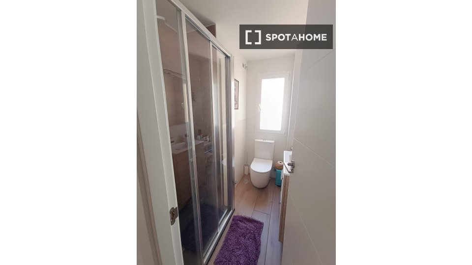 Apartment Madrid, 2 beds — photo 8