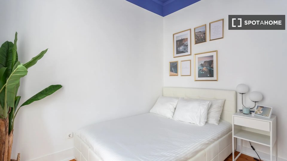Double room Lisbon, 6 beds — photo 2