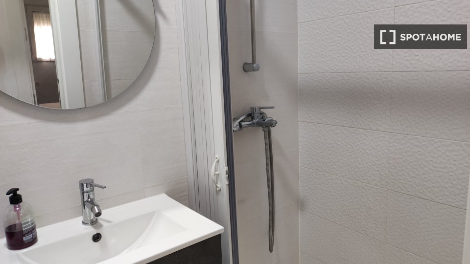 Apartment Granada, 3 beds, 65m² — photo 31