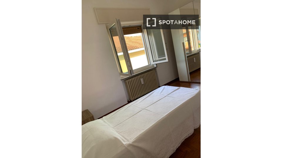 Double room Milan, 3 beds — photo 74