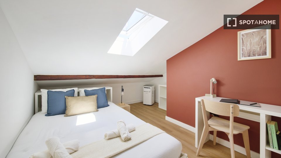 Double room Lisbon, 9 beds — photo 10