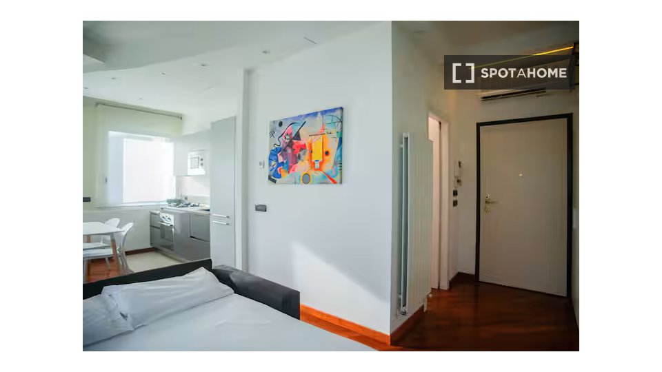 Apartment Milan, 1 bed, 53m² — photo 9
