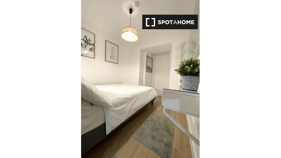 Apartment mono Lisbon, 40m² — photo 11