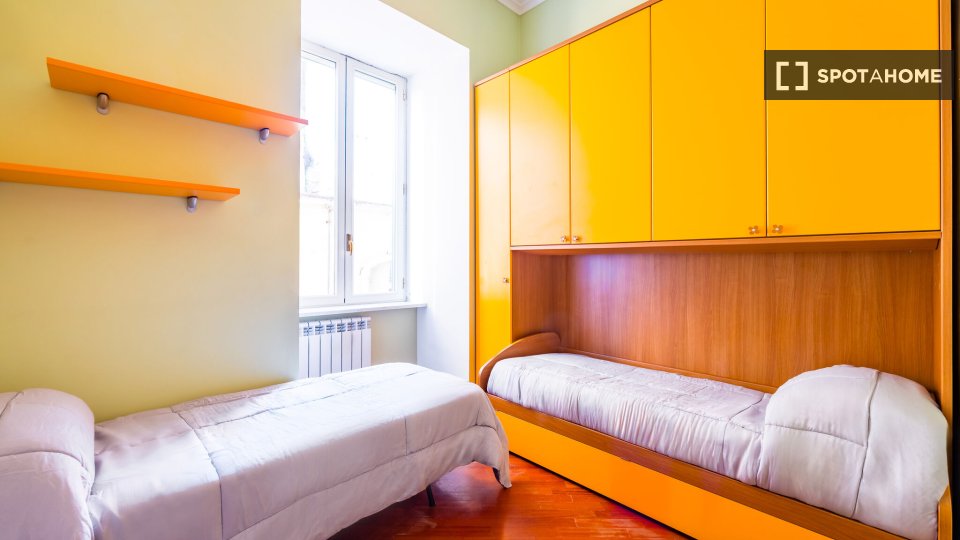 Apartment Naples, 2 beds, 99m² — photo 16