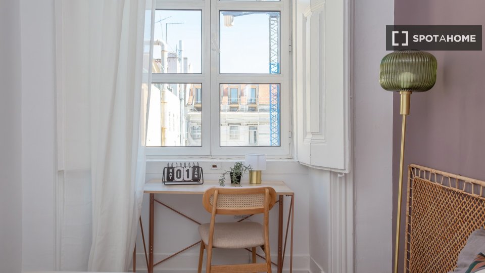 Double room Lisbon, 9 beds — photo 26