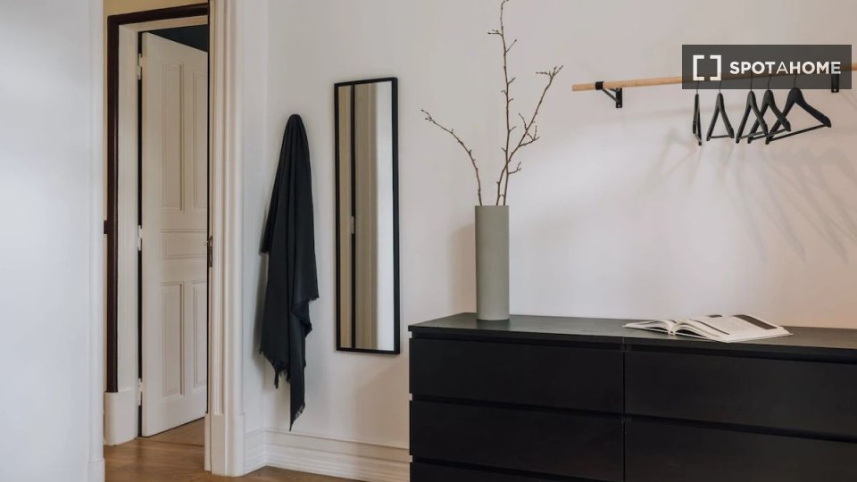 Apartment Lisbon, 3 beds — photo 2